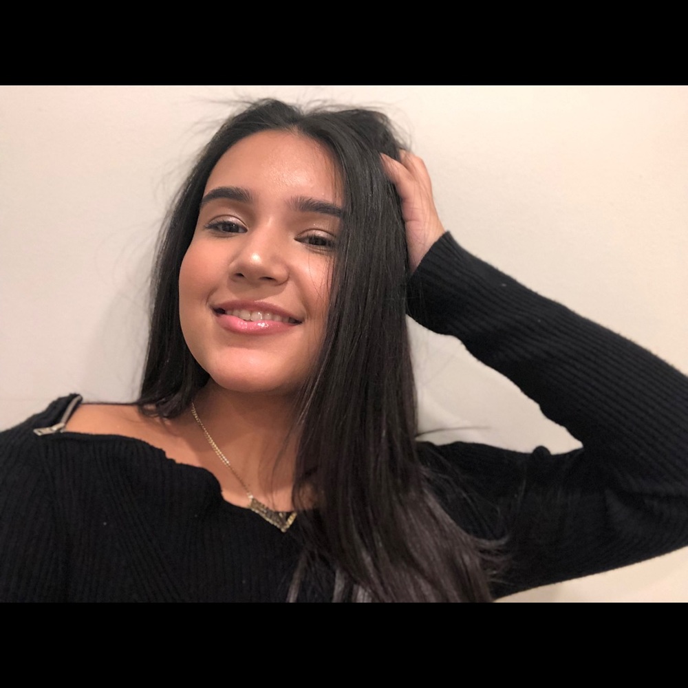 Meet your Posher, Emily
